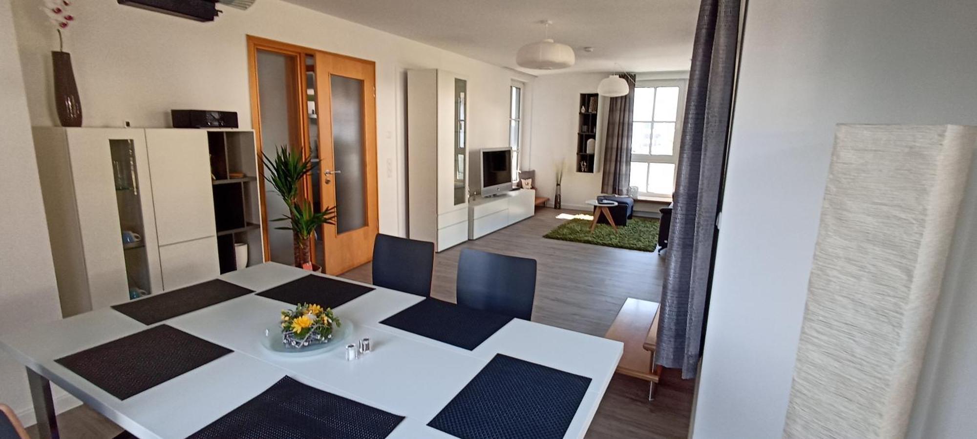 Grosszuegiges Helles Penthouse -Komplette Etage- Mit Balkon Und Stellplatz In Ruhiger Lage Kulmbach Dış mekan fotoğraf